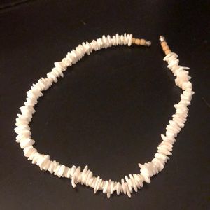 NWOT 16” Puka Shell Necklace